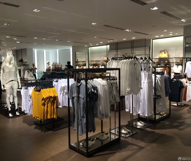灵璧女装：时尚与品质的双重盛宴